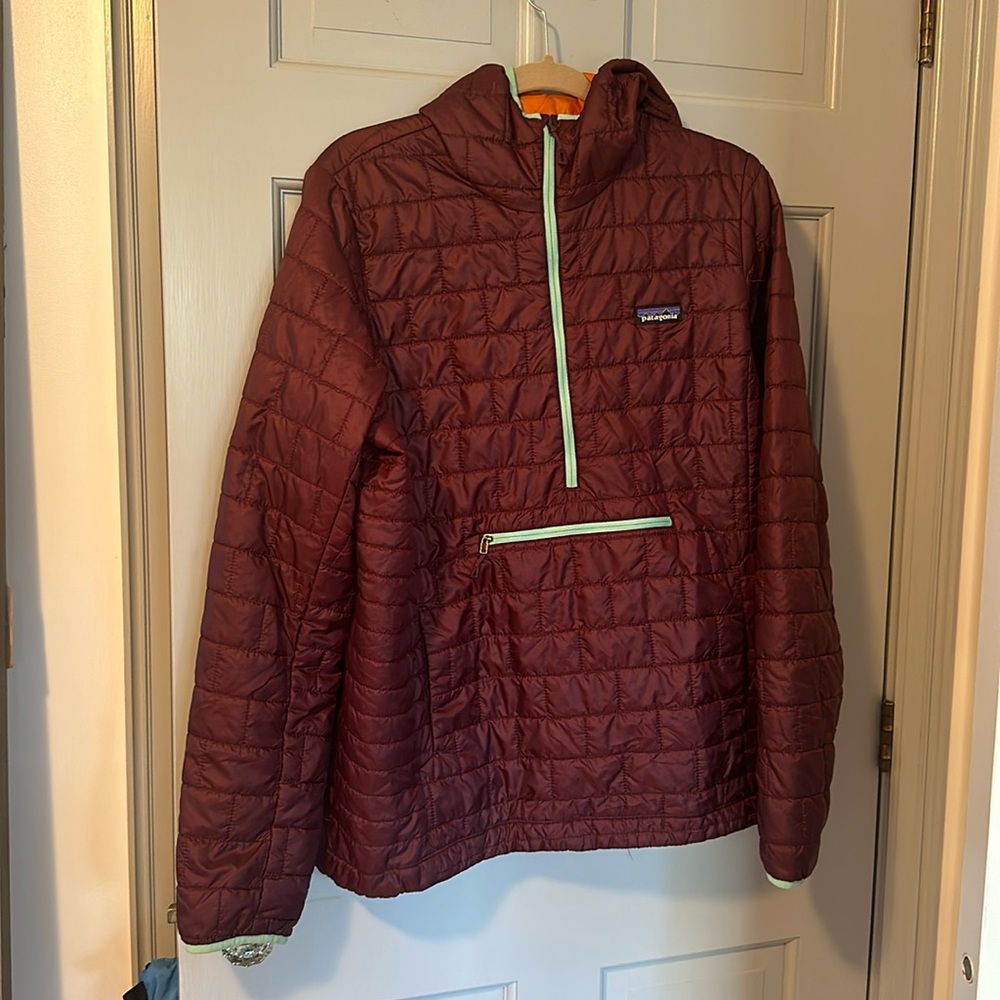 Women’s Patagonia nano puff jacket